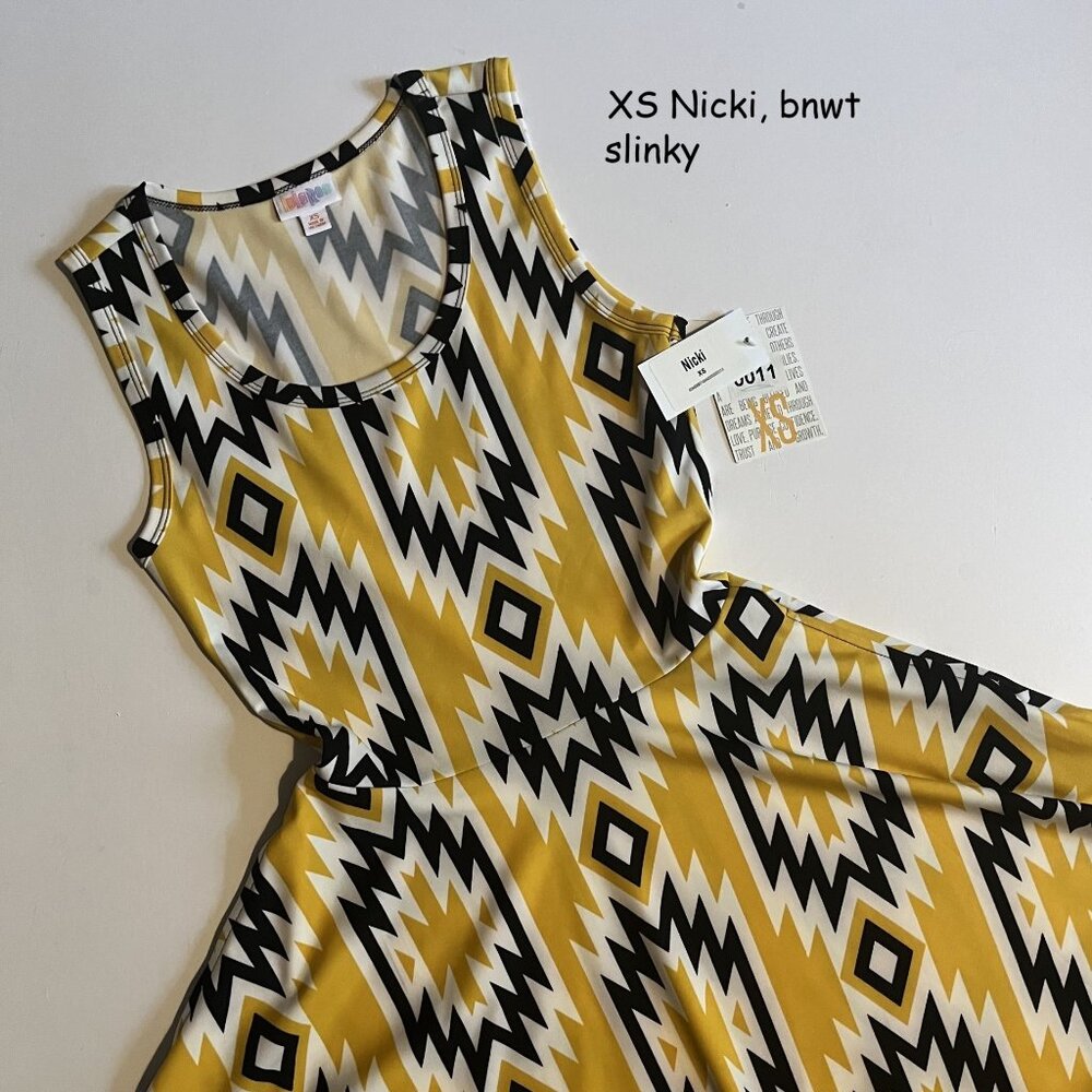 XS Lularoe Nicki dress, gold with black and white SW design, scuba